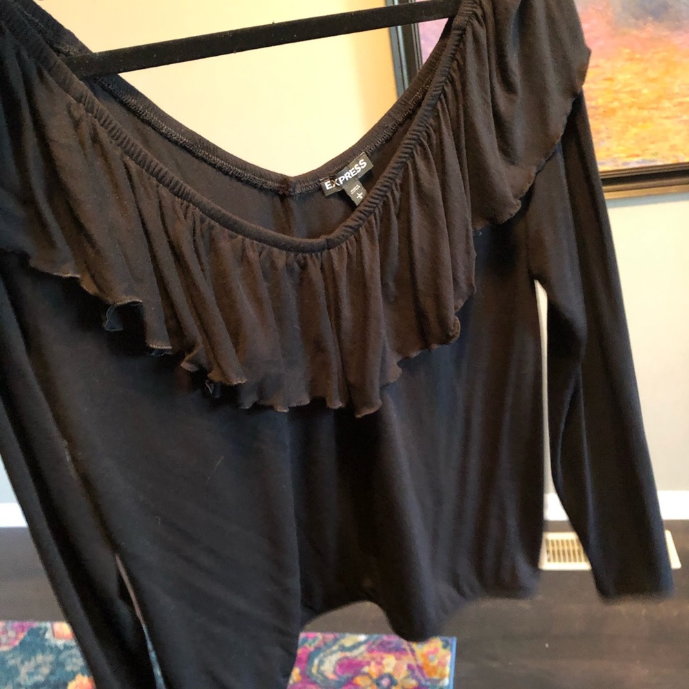 Express ruffle top